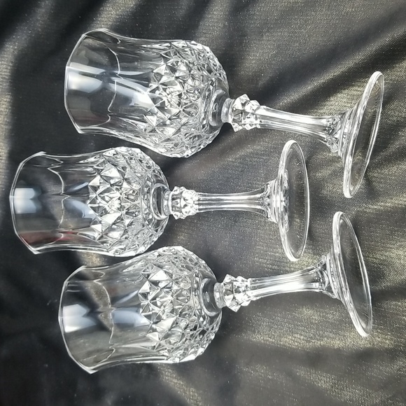 Cristal D'Arques Longchamp Wine Glasses - Picture 4 of 16